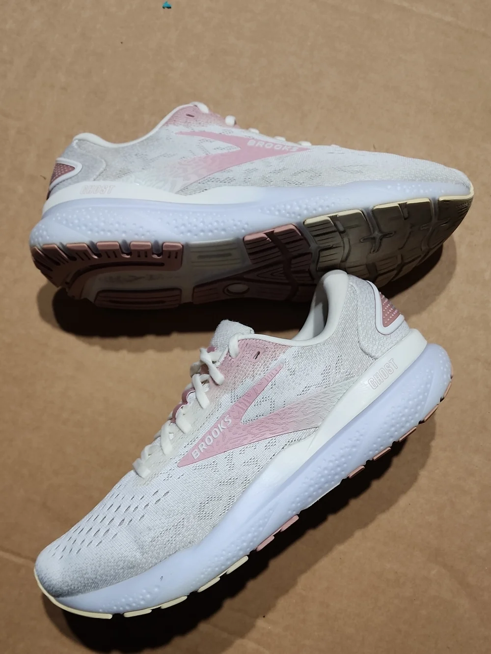 Brooks Ghost 16 Women Running Shoes Coconut/Zephyr/White Sz 10